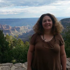 Meet your Posher, Claudia